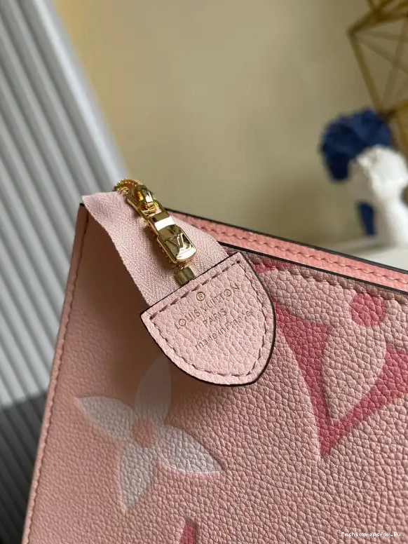 FS CHEAP 26 POUCH LOUIS TOILETRY VUITTON 0620